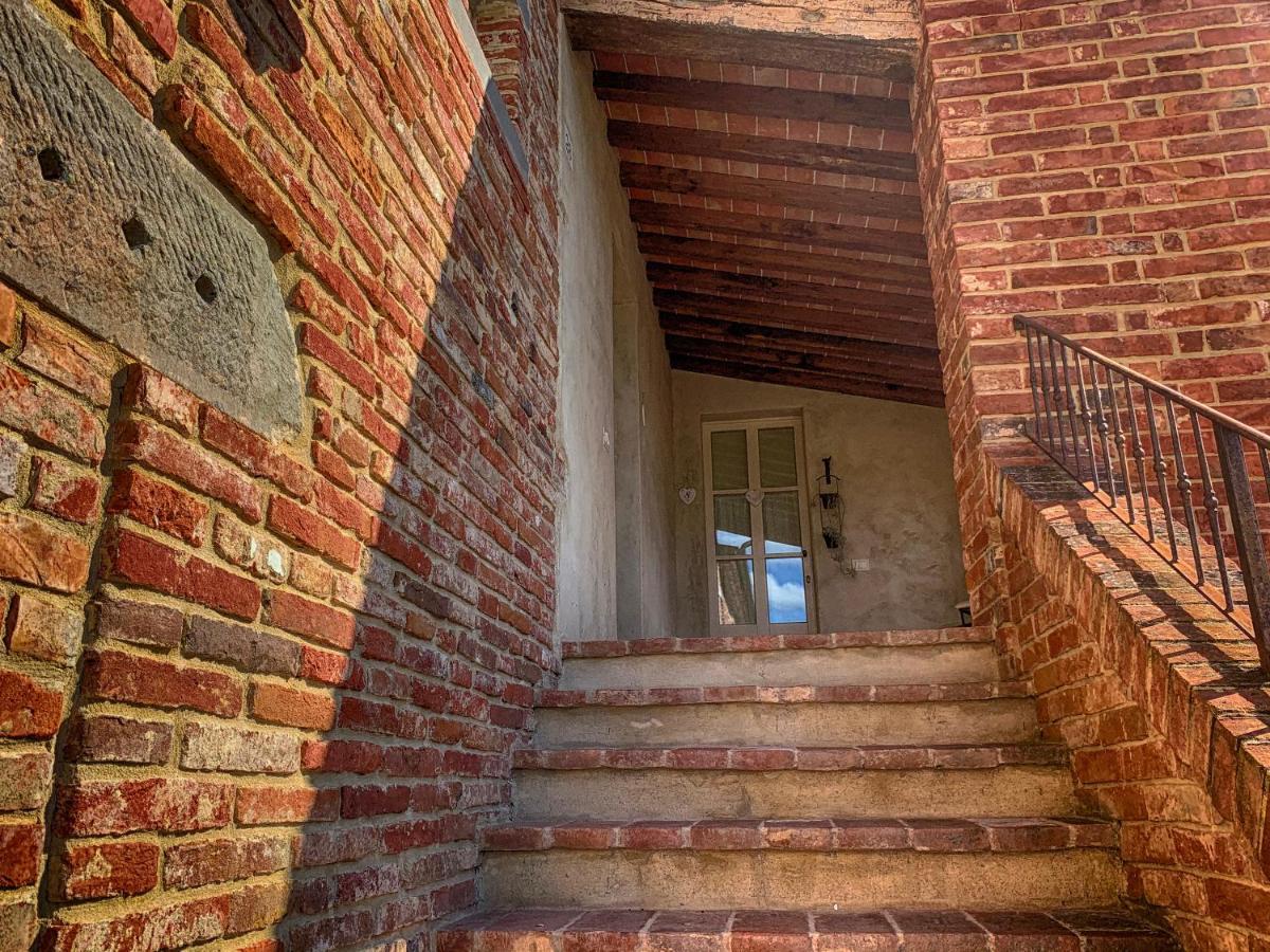 Casale Cardini Guest House Foiano Della Chiana Exterior photo
