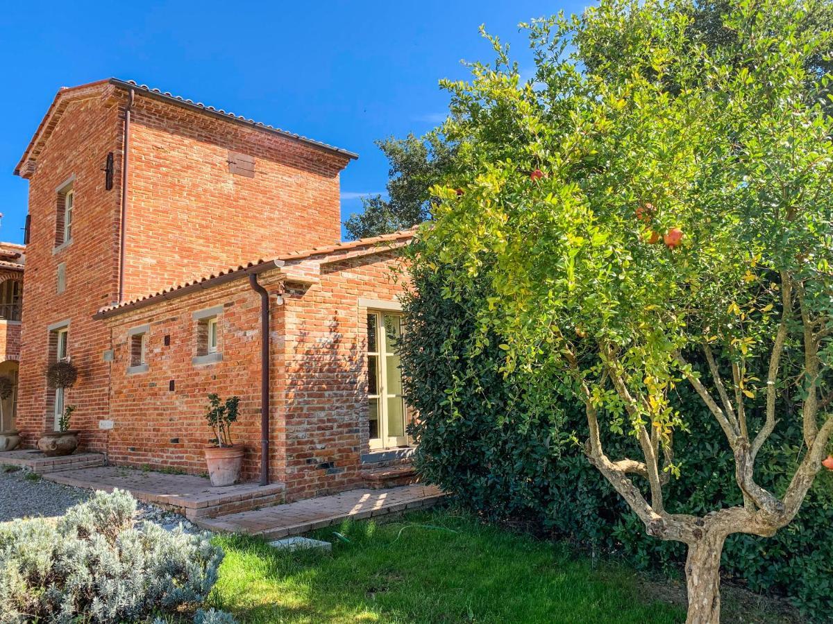 Casale Cardini Guest House Foiano Della Chiana Exterior photo